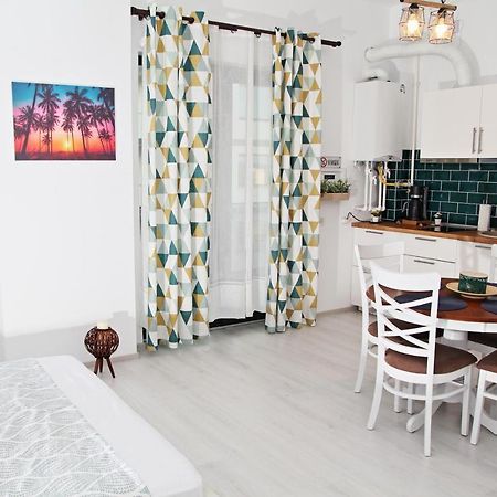 Beach Breeze Residence Navodari Luaran gambar